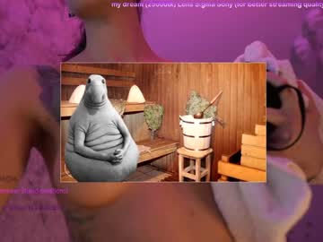 Naked cam girl kronniekray image #579836