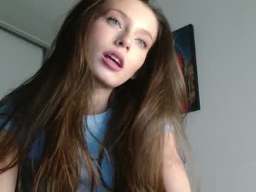 Naked cam girl isia_slay image #2339473