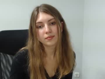 kamila_loca naked cam