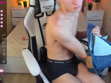 Naked cam man james_mil image #2994293