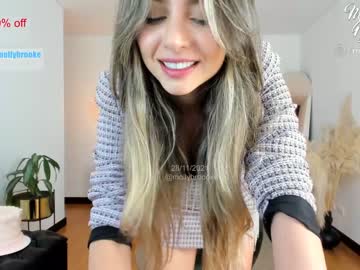Naked cam girl newmollybrooke image #567235