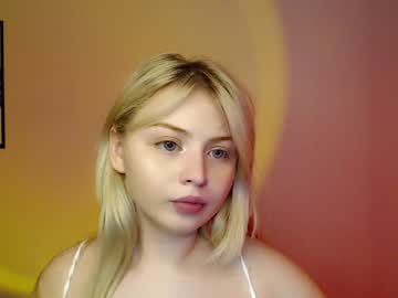 Naked cam girl shy_blondiee image #3796858