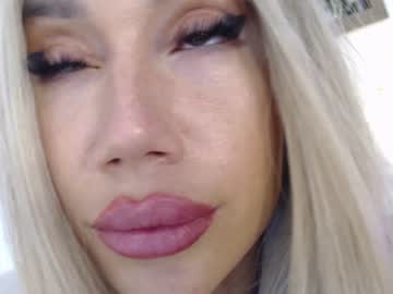 Naked cam girl marrylouanne image #1939019