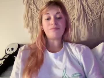 Naked cam girl gemmyrosee image #4035858