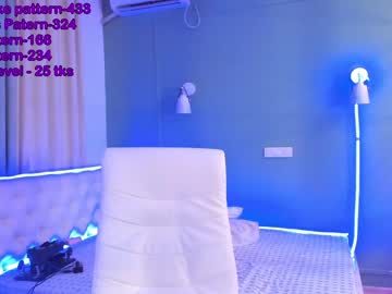 Naked cam girl chan_lia image #1578695