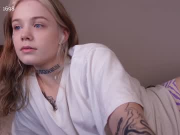 Naked cam girl tendertainted image #2632742