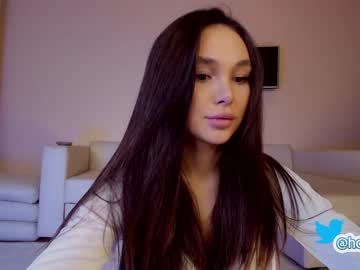 Naked cam girl hollyextra image #3357609