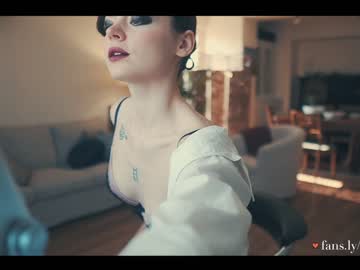 Naked cam girl auddicted image #1860764