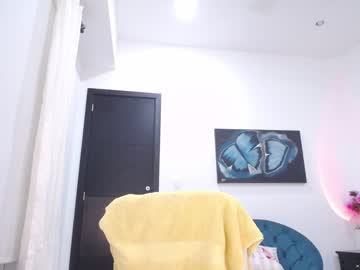 Naked cam girl katy_18_pocahontas image #1550642