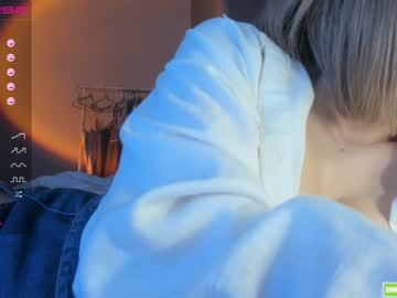 Naked cam girl hee_jin image #2882439