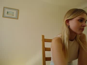 Naked cam girl dianaflo__ image #1957144