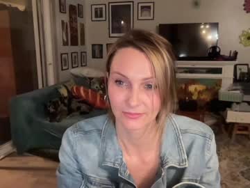Naked cam girl kaileeshy image #2736504