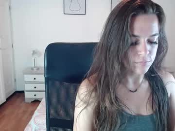 Naked cam girl adhara26 image #2733373