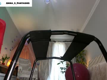 Naked cam girl juicyandthepussyblvd image #2242422