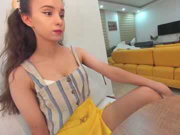 Naked cam girl ehotlovea image #2733251