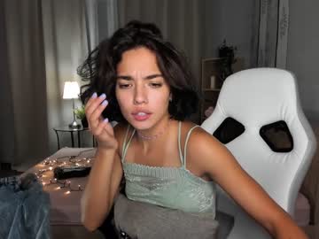 Naked cam girl ella_flare image #2562708