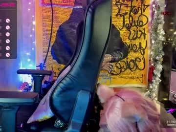 Naked cam tranny katashisenpai image #3497569