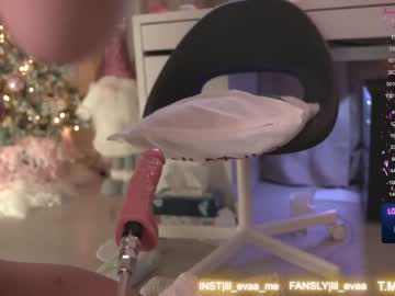 Naked cam girl lil_eva image #3555719