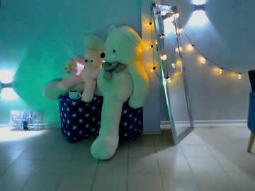 Naked cam girl juliabeng1 image #2781828