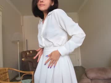 Naked cam girl adriana_hill image #2207552