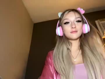 Naked cam girl katlatte image #3969717