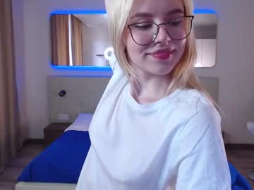 Naked cam girl xia_xo image #1712727