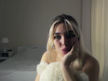 Naked cam girl colddolly image #1969066