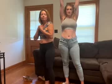 Naked cam couple roxy1105 image #3948370