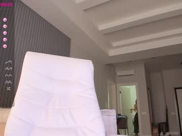 Naked cam girl hee_jin image #2392805