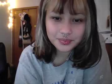 daisy_princess naked cam