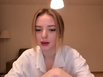 Naked cam girl olli_ver image #2953962