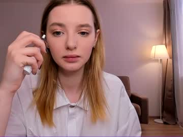 Naked cam girl olli_ver image #3132772