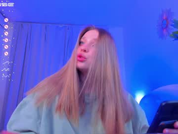 Naked cam girl violla_sinz image #3811089