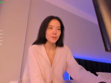 Naked cam girl aerri_lee image #1914965