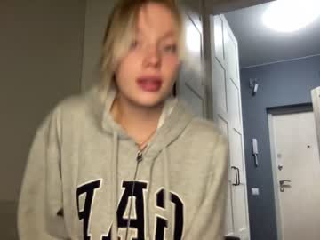 Naked cam girl angel_from_sky image #2245490