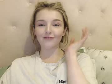 Naked cam girl lucydelovely image #3560091