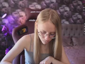 Naked cam girl angeellina image #1892421