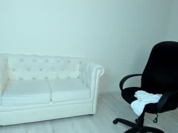 Naked cam girl oliviabr0wn image #3110713