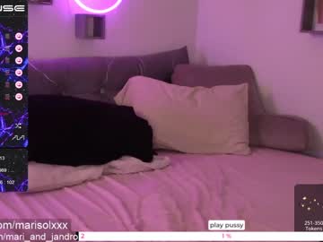 Naked cam girl mari_and_jandro image #2250253