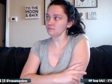 Naked cam girl rowanswolves image #624056
