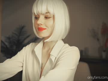Naked cam girl auddicted image #1000055