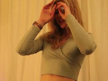 Naked cam girl bettyhudson image #1339122