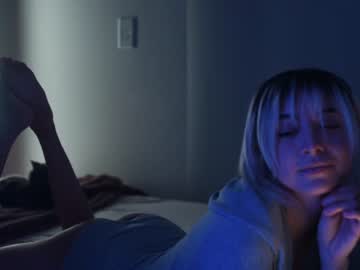 Naked cam girl lizmreow image #3581323