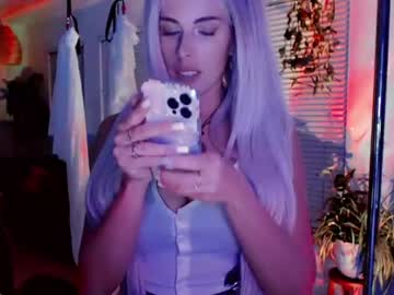 Naked cam girl catberg image #2599536