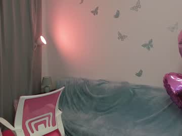 Naked cam girl aria_muv image #2705246