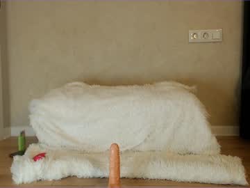 Naked cam girl loonyko image #3261306