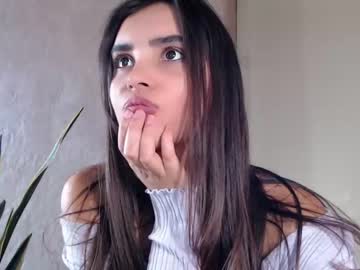 Naked cam girl nika_la image #2794918