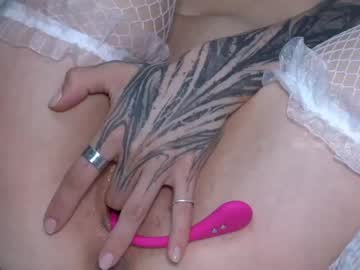 Naked cam girl _deepthroatgalactica image #2497809