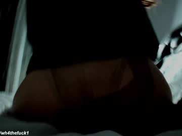 Naked cam girl wh4thefuck image #3750575