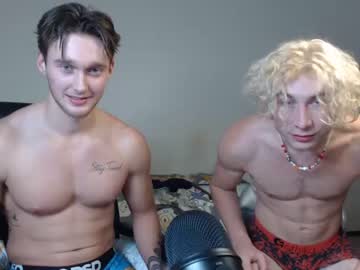 Naked cam couple thebrentsavage image #2413415